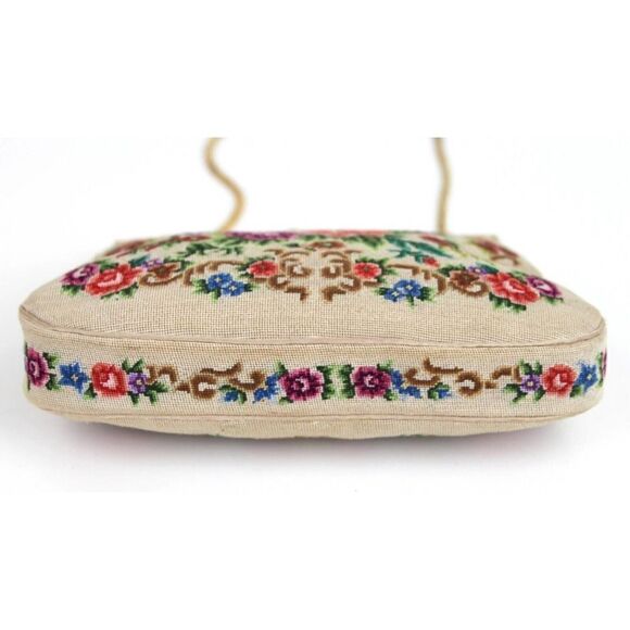 VTG Handmade MULTICOLOR FLORAL PETIT NEEDLEPOINT FRAME KISS LOCK SMALL PURSE - Picture 7 of 14